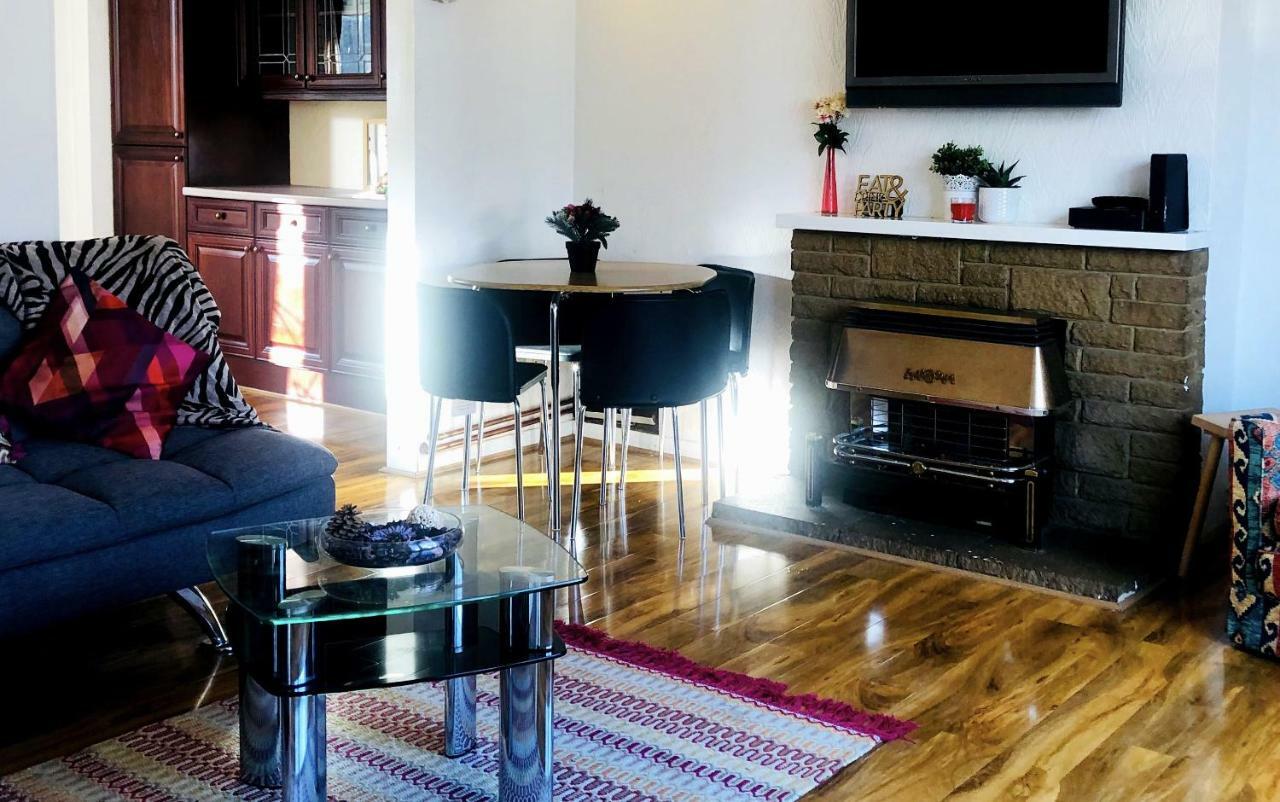 33Sm12 Dreams Unlimited Serviced Accommodations Staines Stanwell Luaran gambar